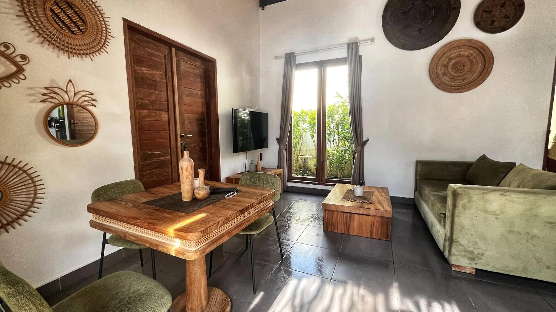 Jolie Villa Provincial A Bali Ungasan